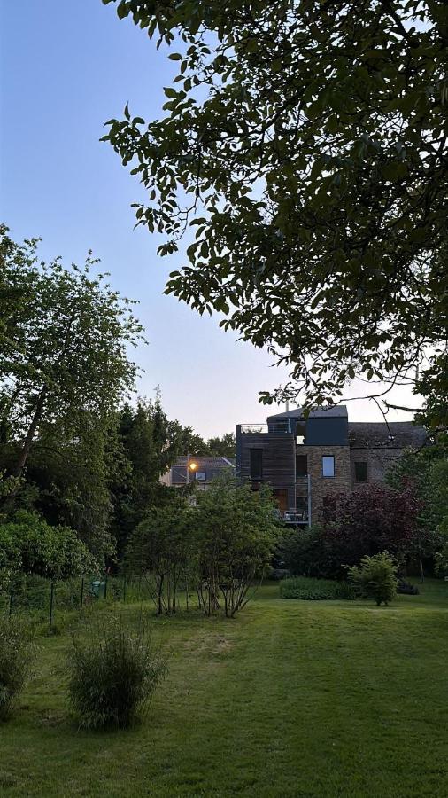 Plaisances, Les Plaisirs Du Bord De Meuse - Chambre D'Hotes Avec Baignoire Spa Profondeville Exterior foto